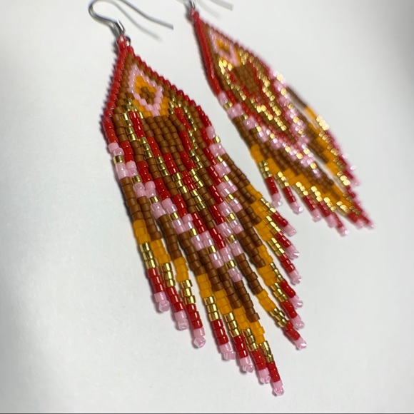 Handmade fringe seed beads boho earrings - Picture 2 of 3
